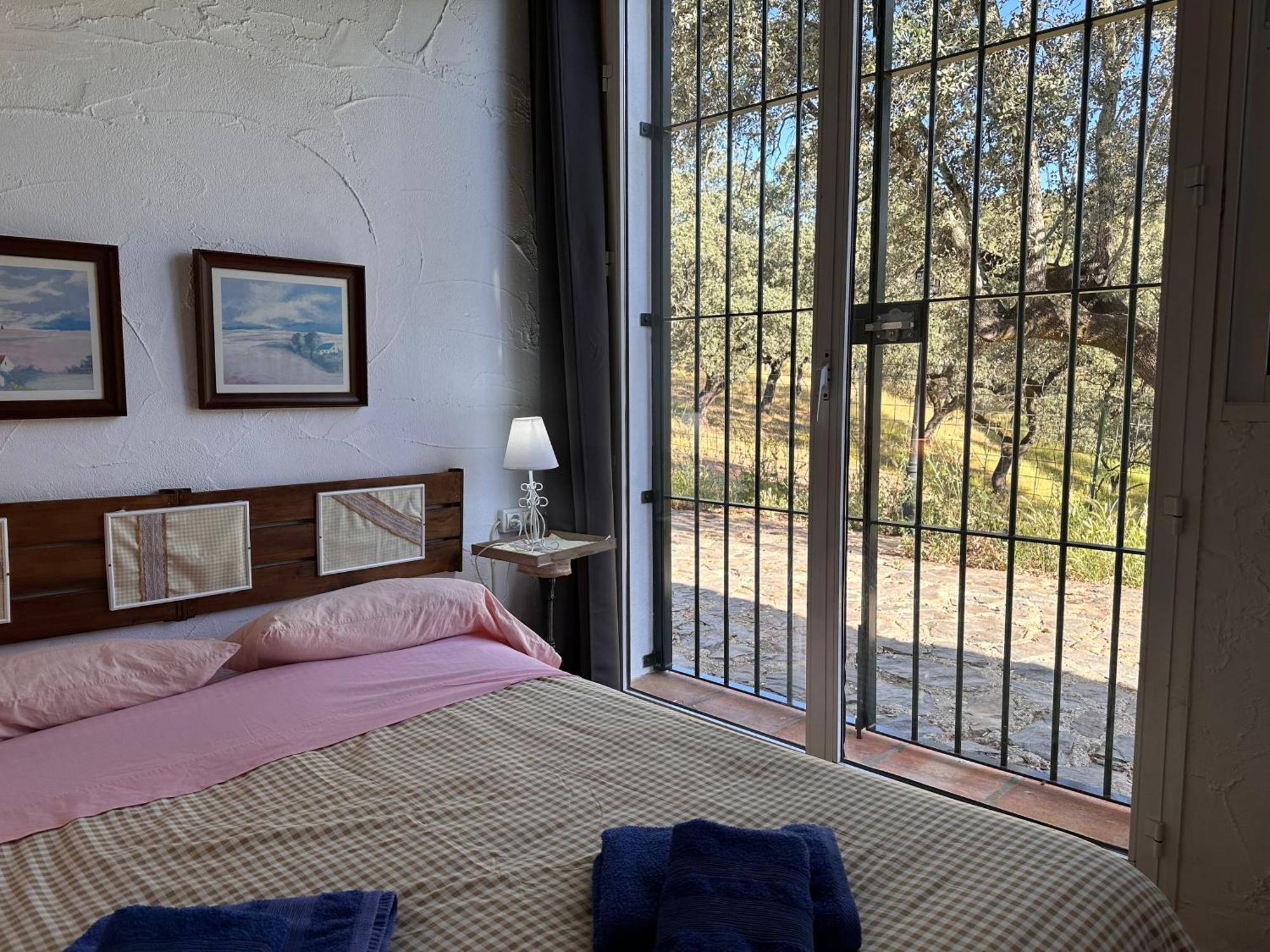 Casa Rural Navalonguilla Con Piscina Santa Olalla del Cala Exterior foto